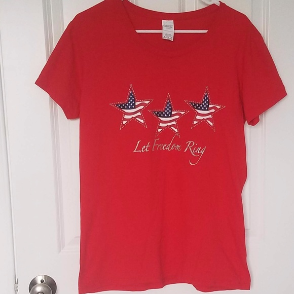 Gildan Other - Bright Red Patriotic USA Tee